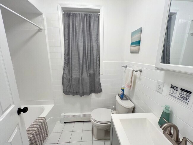 Foto del edificio - 6421 Hudson Ave