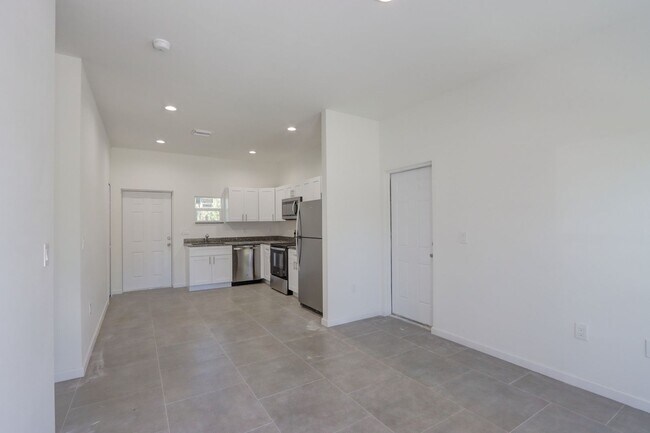 Building Photo - Brand New 2/2/1-South Lehigh Acres