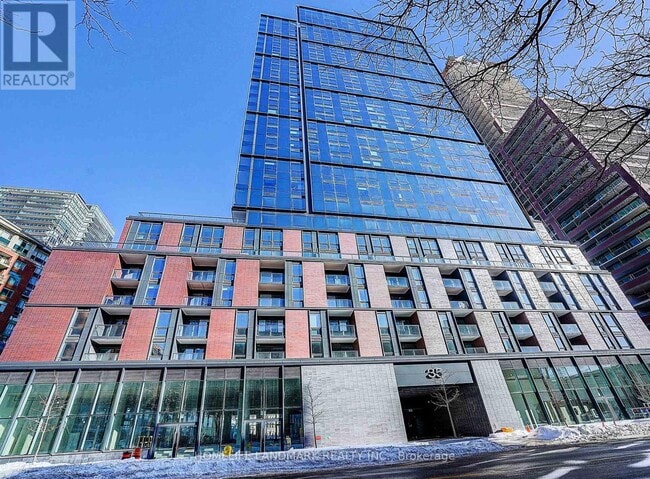 Building Photo - 35 Parliament St