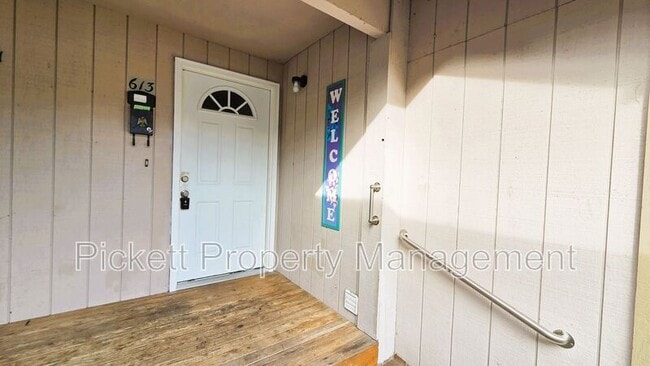 Building Photo - 613 Wilbert Ave