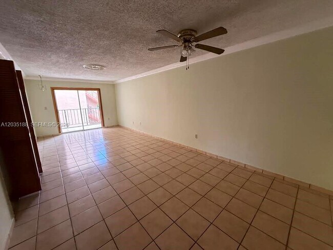 Foto del edificio - 6055 W 19th Ave