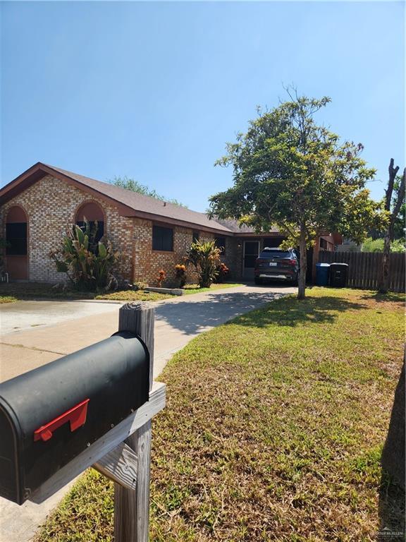 Foto principal - 5900 N 22nd Ln
