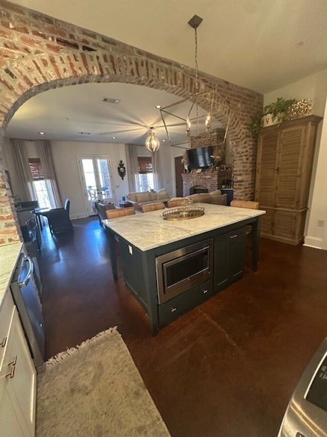 Photo - 3BR/3BA For Rent Apartment