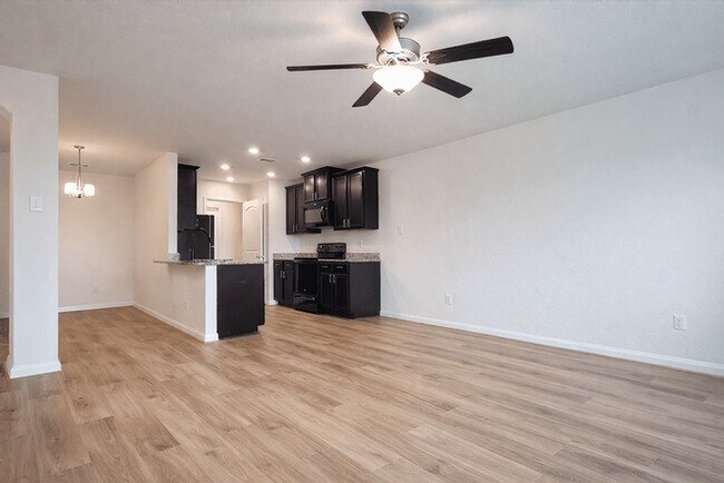 Building Photo - 2209 Nautica Terrace