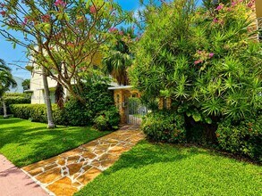 Building Photo - 2137 Calais Dr