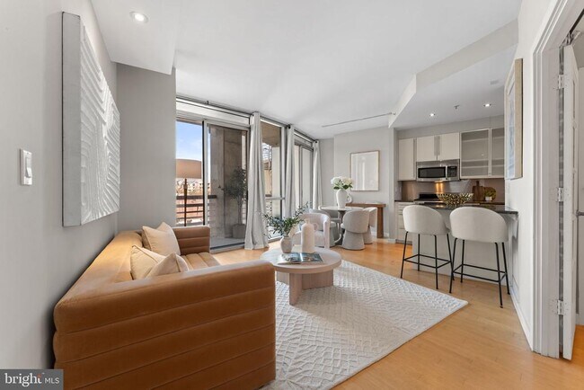 Foto del edificio - 1300 13th St NW