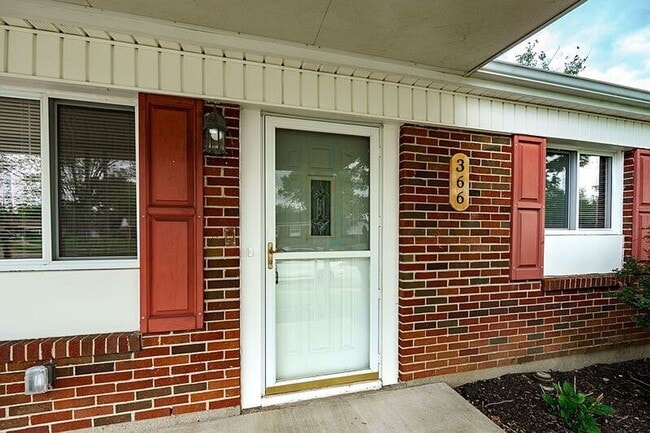 Building Photo - 2841 Prospect Ave