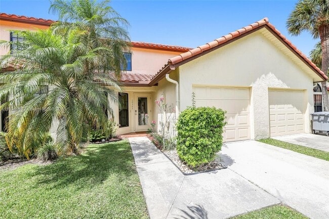 Building Photo - 10323 Hidden Springs Ct