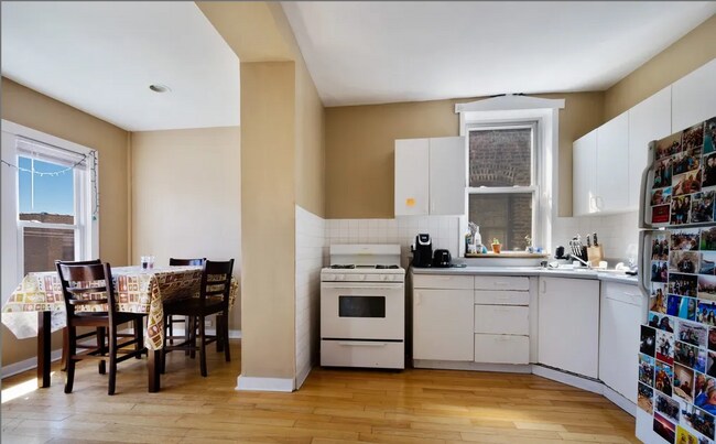 Foto del edificio - 6531 N Newgard Ave