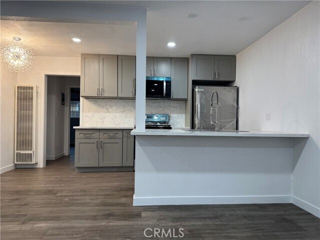 Foto del edificio - 754 N Shattuck Pl