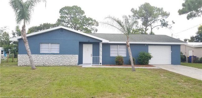Building Photo - 3604 Aston Martin Dr