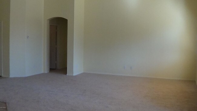 Building Photo - 4332 E Torrey Pines Ln