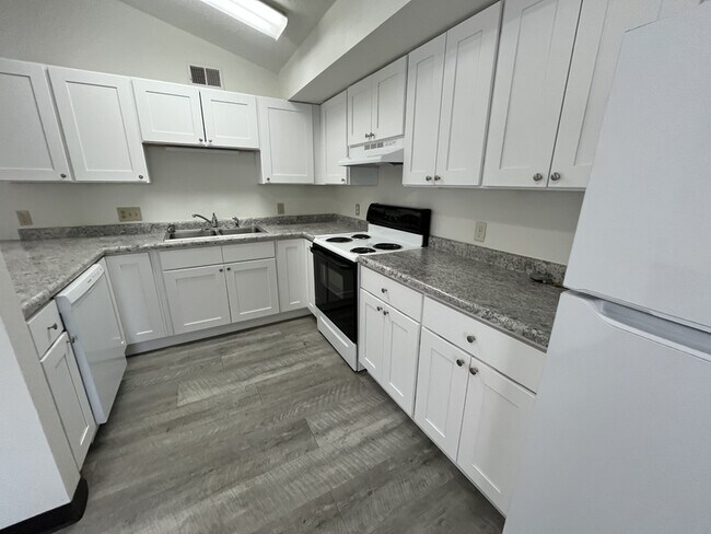 Foto del edificio - 2310 Valley Rd