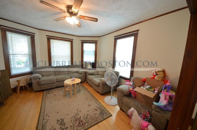 Foto del edificio - 214 Hammond St