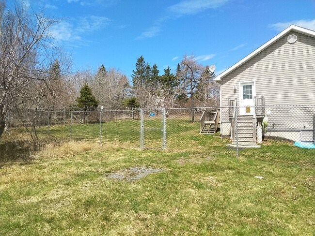 Photo du bâtiment - 1331 Old Sambro Rd