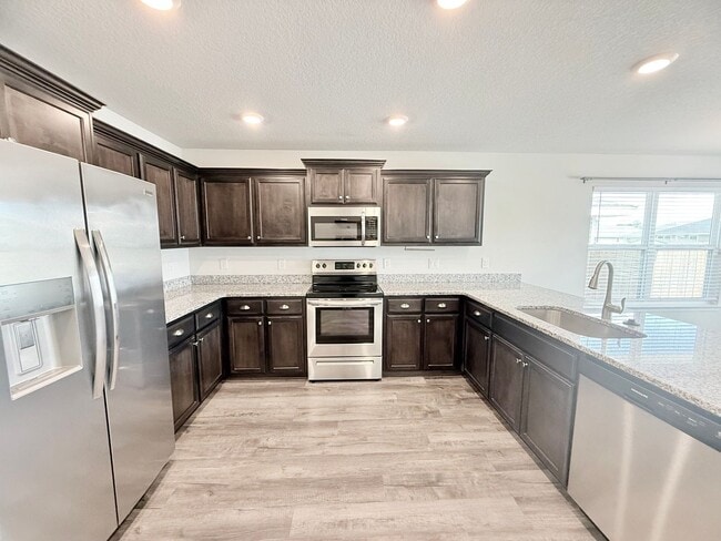 Building Photo - Charming Cottage Home - Commanders Cove
