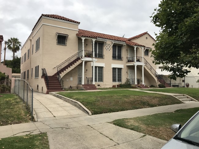 Building Photo - 1019 Masselin Ave