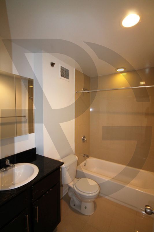 Foto del edificio - 5050 N Sheridan Rd