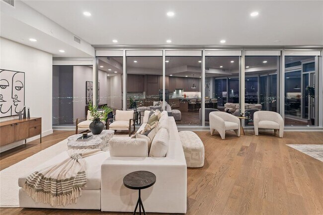 Foto del edificio - 600 Guadalupe St