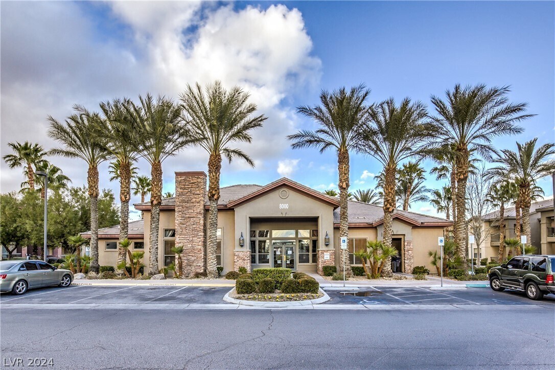 Primary Photo - 8000 W Badura Ave