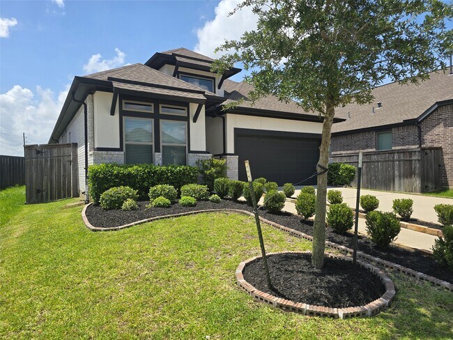 Foto del edificio - 8711 Fox Trail Dr