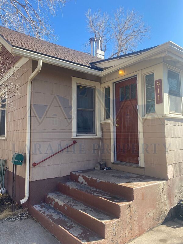 Building Photo - 911 S 9th St