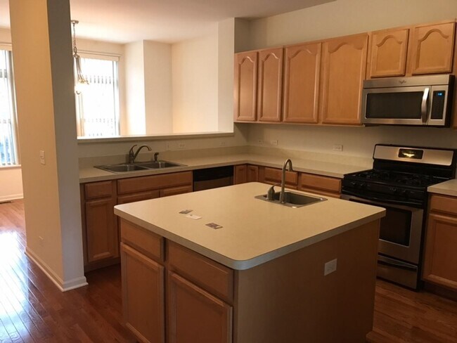 Foto del edificio - 717 Keystone Ln