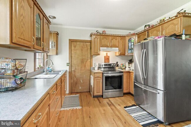 Foto del edificio - 8156 Rocky Ridge Rd