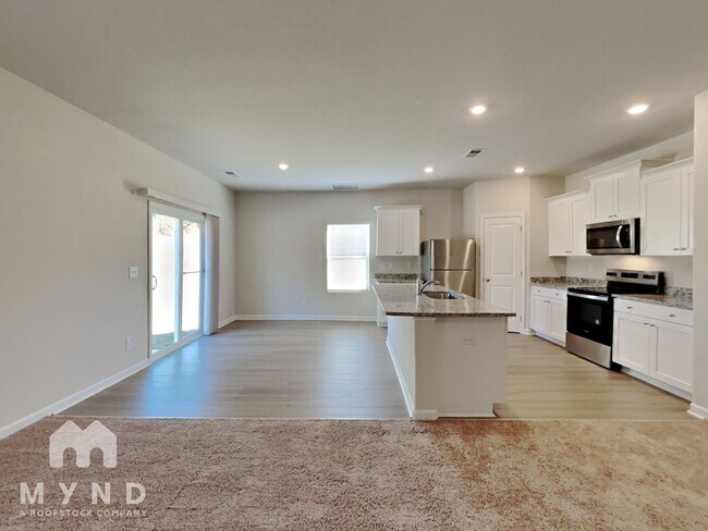 Foto del edificio - 402 Ivy Bank Dr