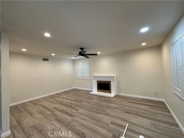 Foto del edificio - 1189 E 38th St