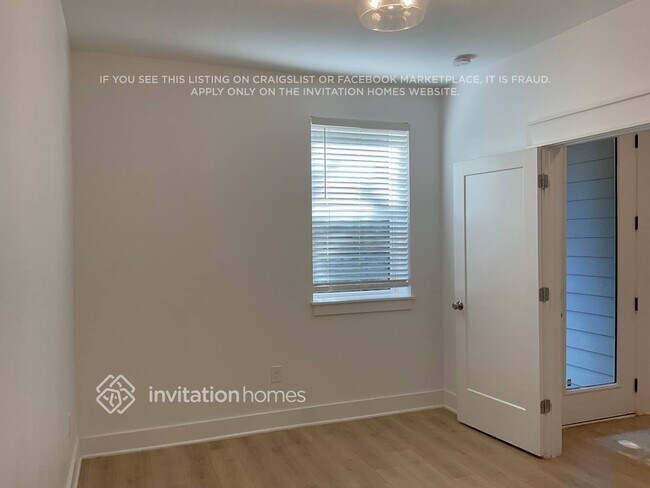 Foto del edificio - 428 38th Ave N