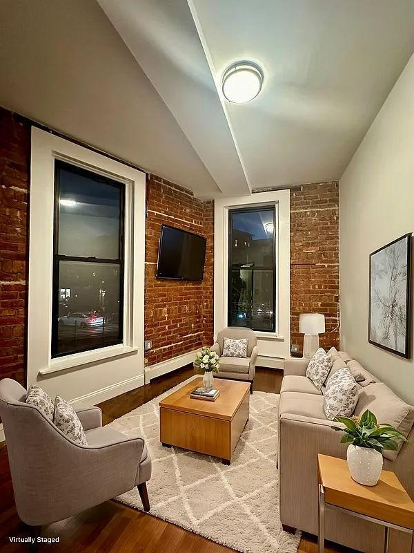 Foto principal - 2 bedroom in Brooklyn NY 11238