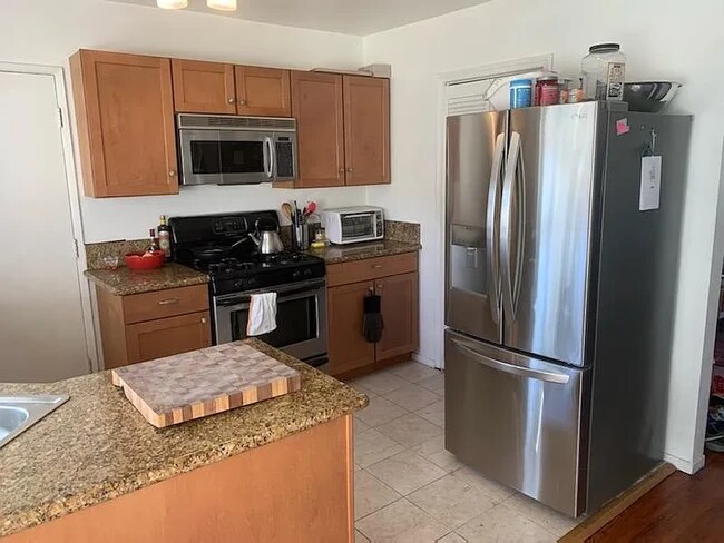 Photo - 5870 Bowcroft St Apartment