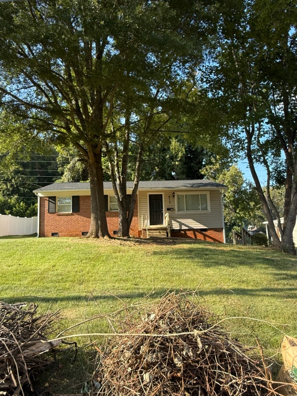 Foto principal - 815 Norwood Dr