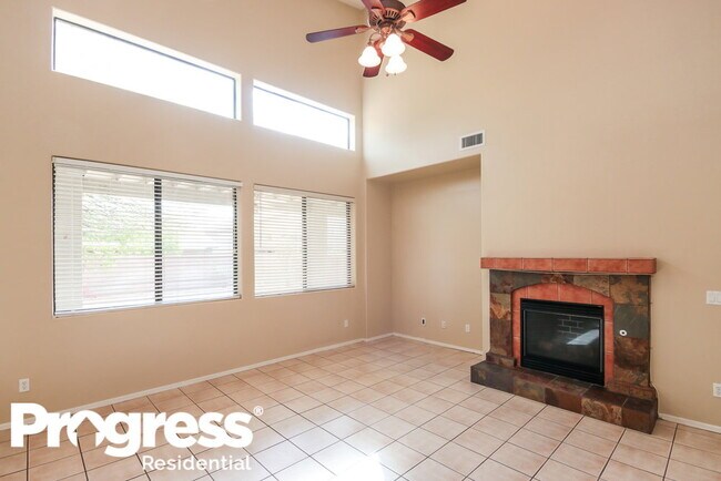 Building Photo - 15229 S Avenida Rancho Sereno