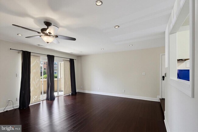 Foto del edificio - 13123 Wonderland Way