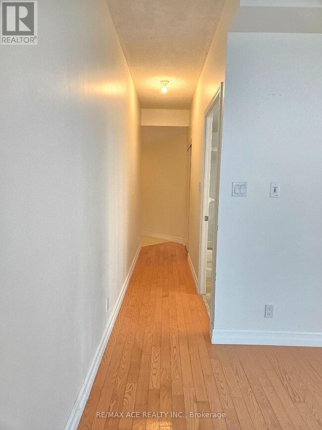 Building Photo - 230 Queens Quay W