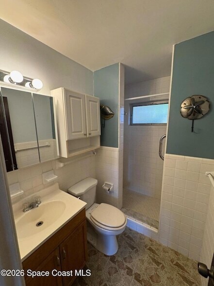 Foto del edificio - 2095 Pineapple Ave