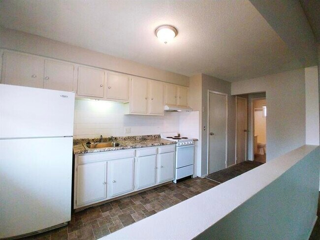 Building Photo - 4420 S 25th St