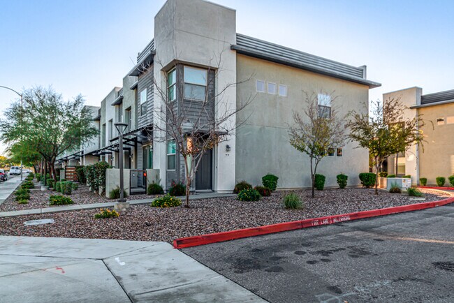 Foto del edificio - 7531 E Billings St