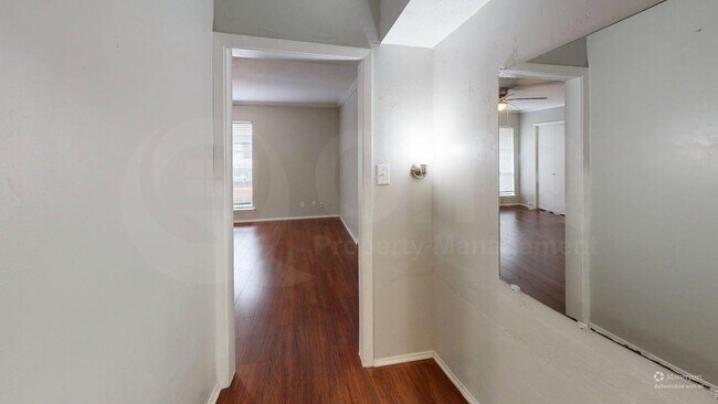 Foto del edificio - 6610 Eastridge Dr