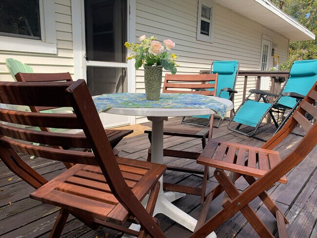 Foto del edificio - 628 N Disston Ave