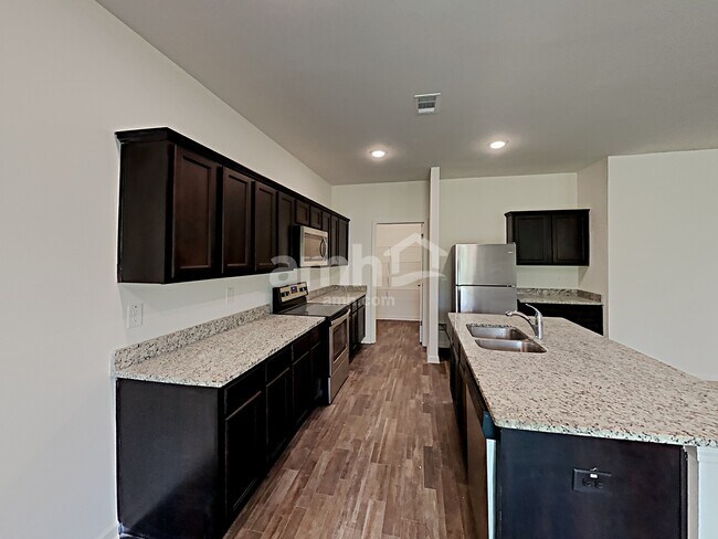 Building Photo - 7248 Deering Court