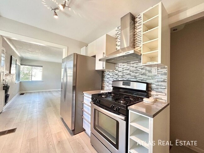 Foto del edificio - 3236 Olive St