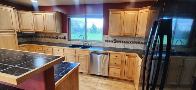 Building Photo - 8105 Alamosa Ln