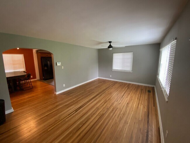 Foto del edificio - 2 Bed Home in North Chattanooga! Leasing S...