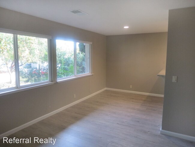 Building Photo - 3 br, 1.5 bath House - 4813 Alexandria Lane