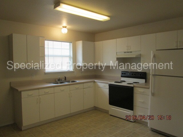 Building Photo - 13112 White Settlement Rd