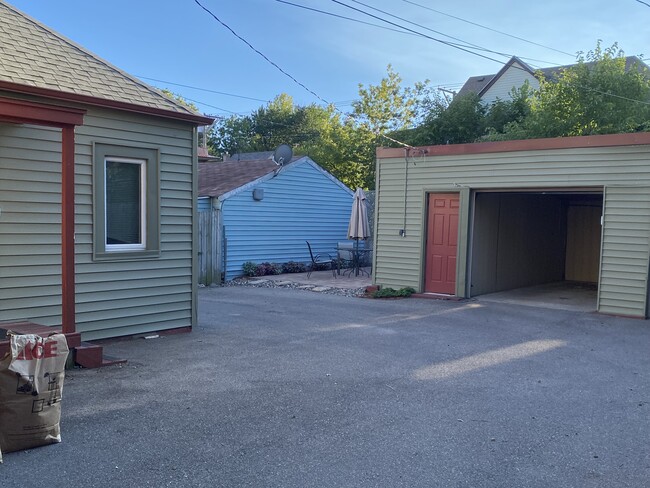 Park your car in the garage (with opener), or parking space and enter through your private entrance - 3452 Nicollet Ave