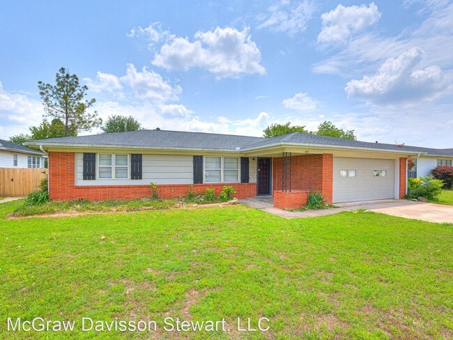 Building Photo - 3 br, 2 bath House - 821 W 22nd
